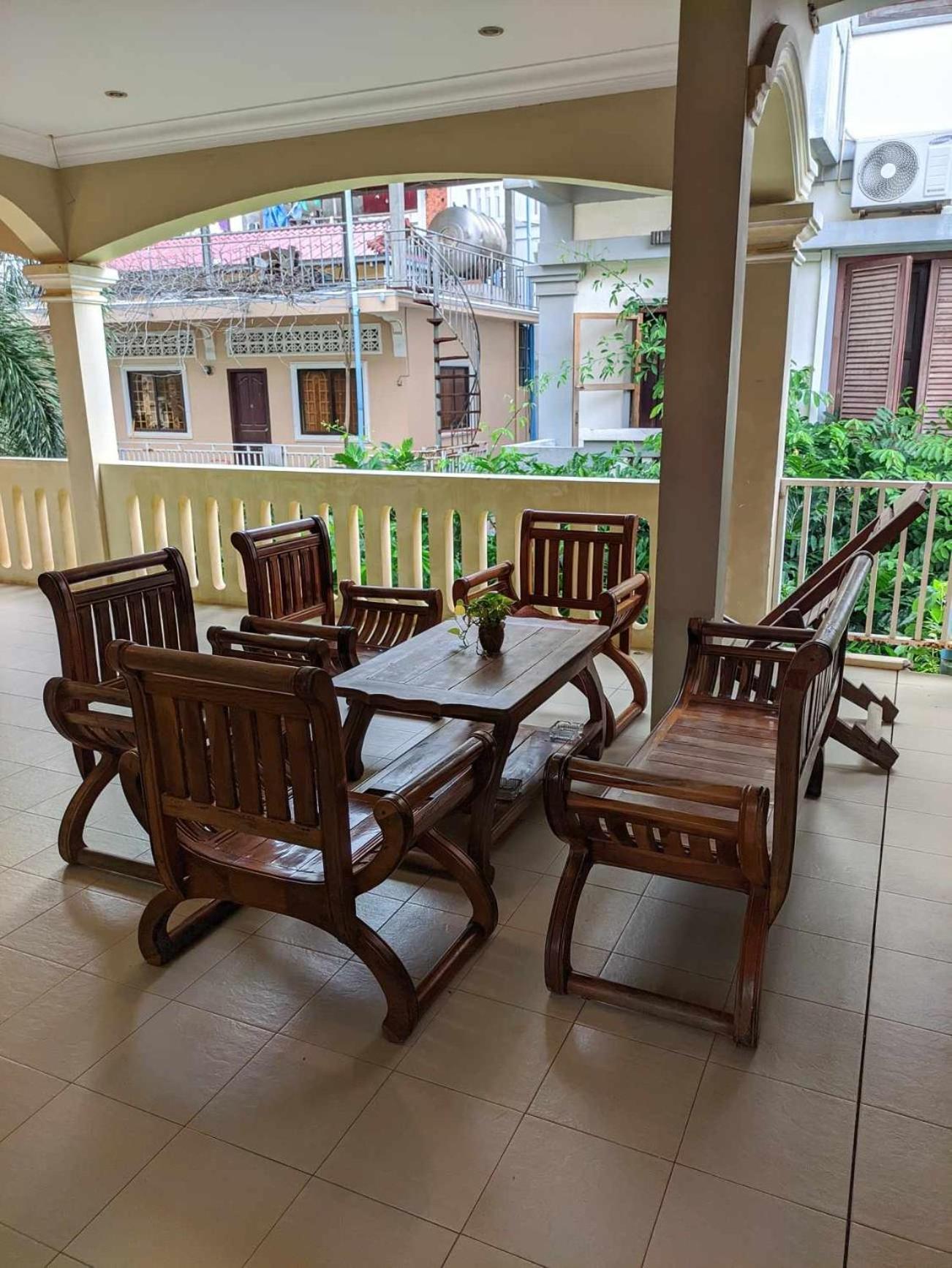 Iki Iki Guesthouse Siem Reap Zewnętrze zdjęcie